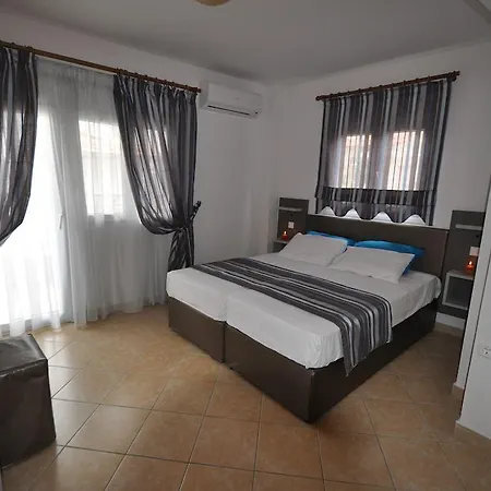 Asterias Szálloda Limenária