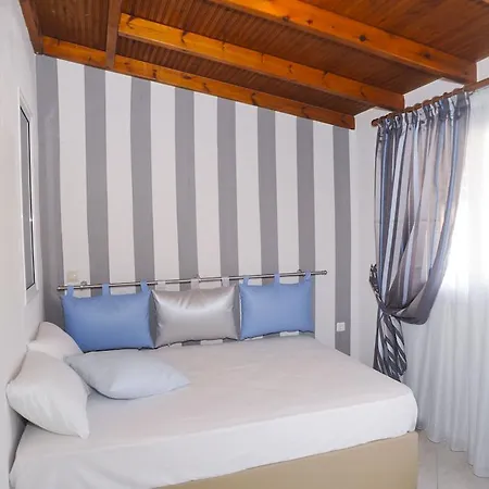 Asterias Szálloda Limenária