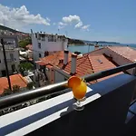 αστερίας Ξενοδοχείο *