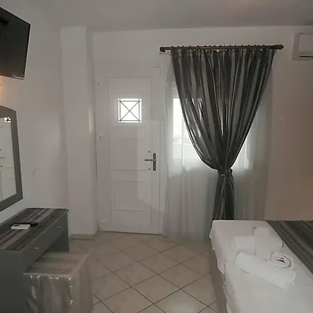 Asterias Hotel