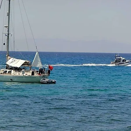 Hotel Asterias *